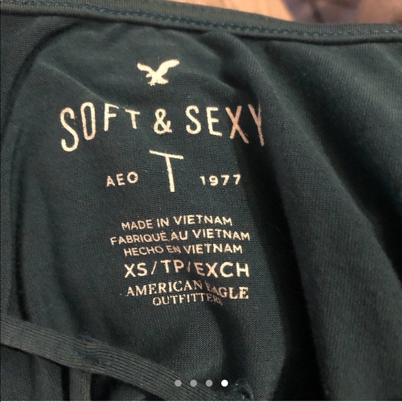 A soft n’ sexy long sleeve top from American Eagle - Picture 4 of 4